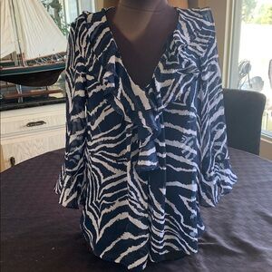 Jones New York Navy and White Zebra Blouse
